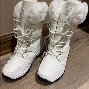Hobibear Kids White Winter Boots